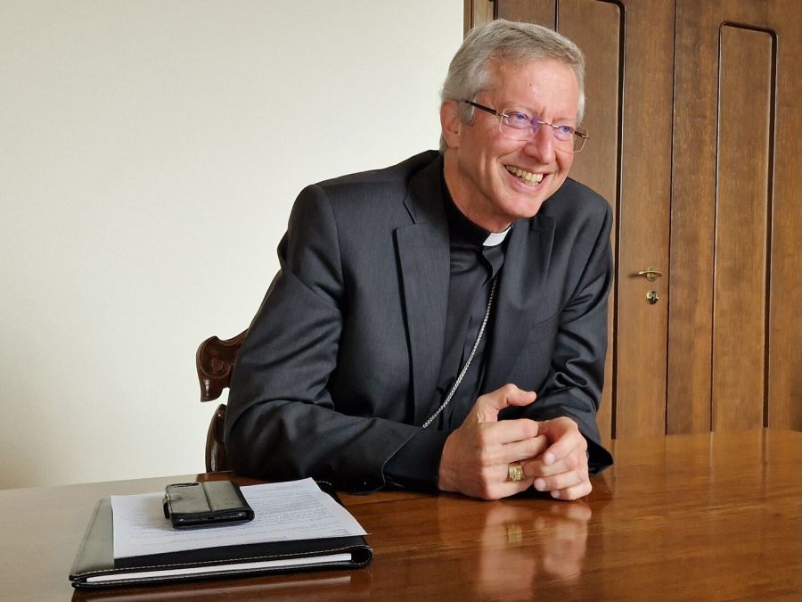 Mons. Alain de Raemy