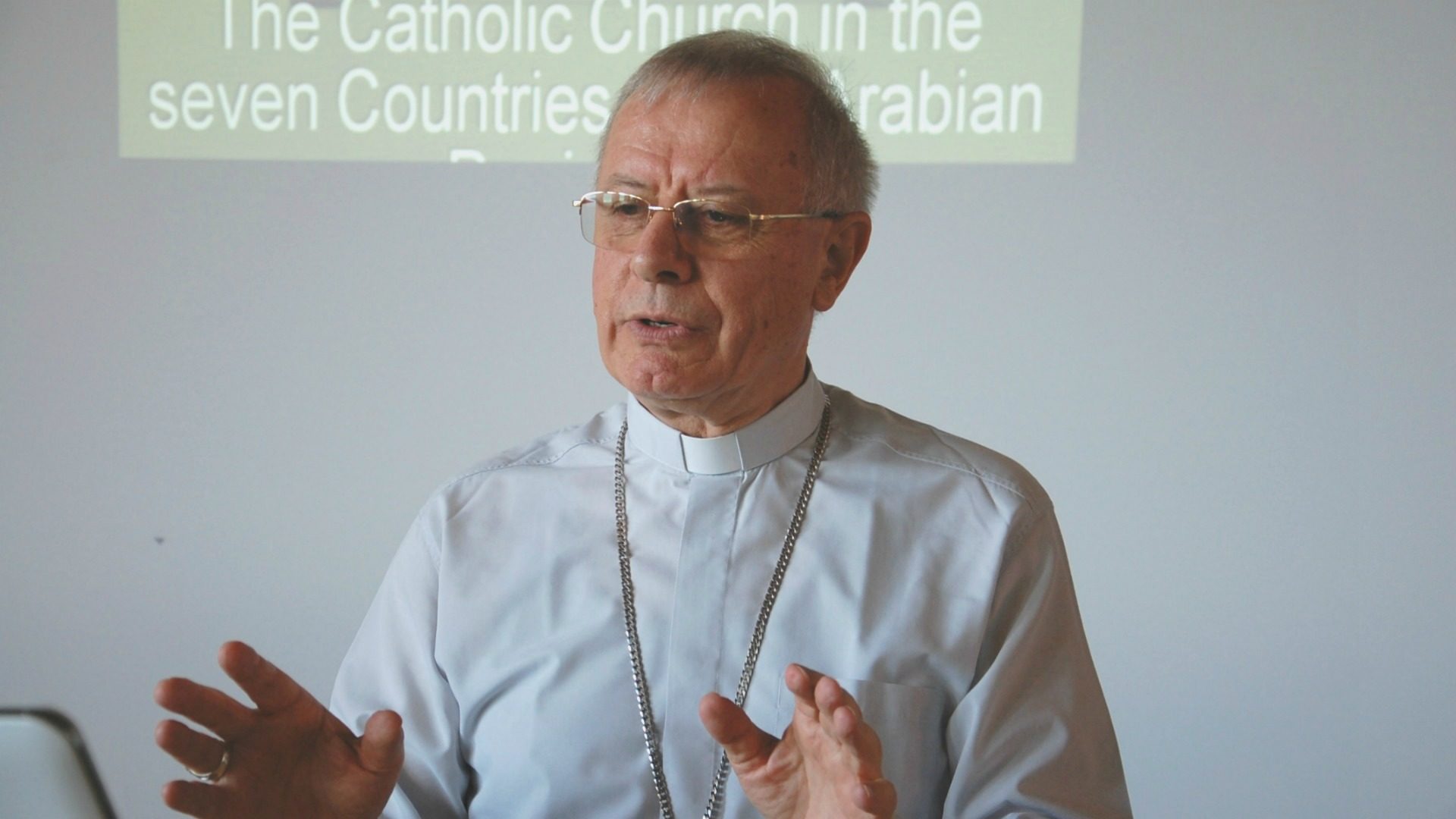 Mons. Paul Hinder (foto cath.ch)