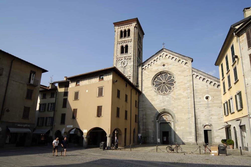 La Basilica di San Fedele a Como.