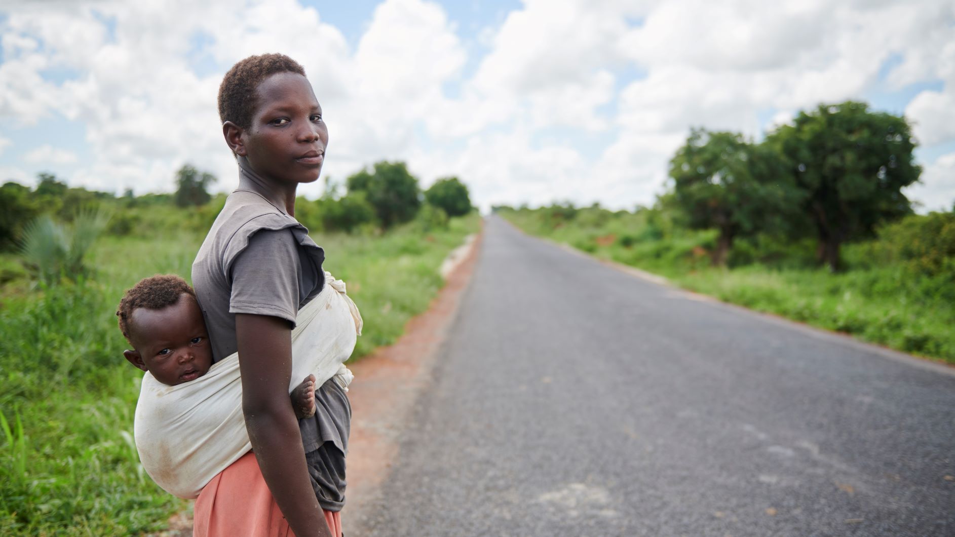 Sulla strada verso Amotot, Uganda. Immagine: Fabian Biasio/Caritas Svizzera