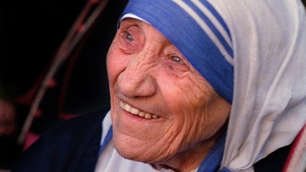 Madre Teresa di Calcutta (26 agosto 1910 - 5 settembre 1997). Canonizzata da papa Francesco il 5 settembre 2016