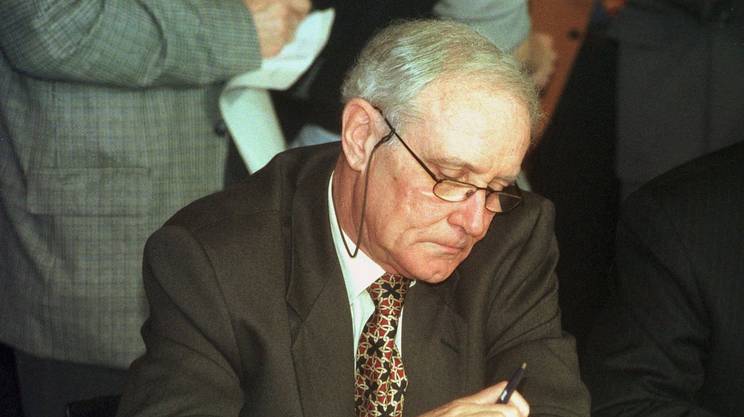 Flavio Cotti (1939-2020), politico ticinese fu consigliere federale dal 1987 al 1999