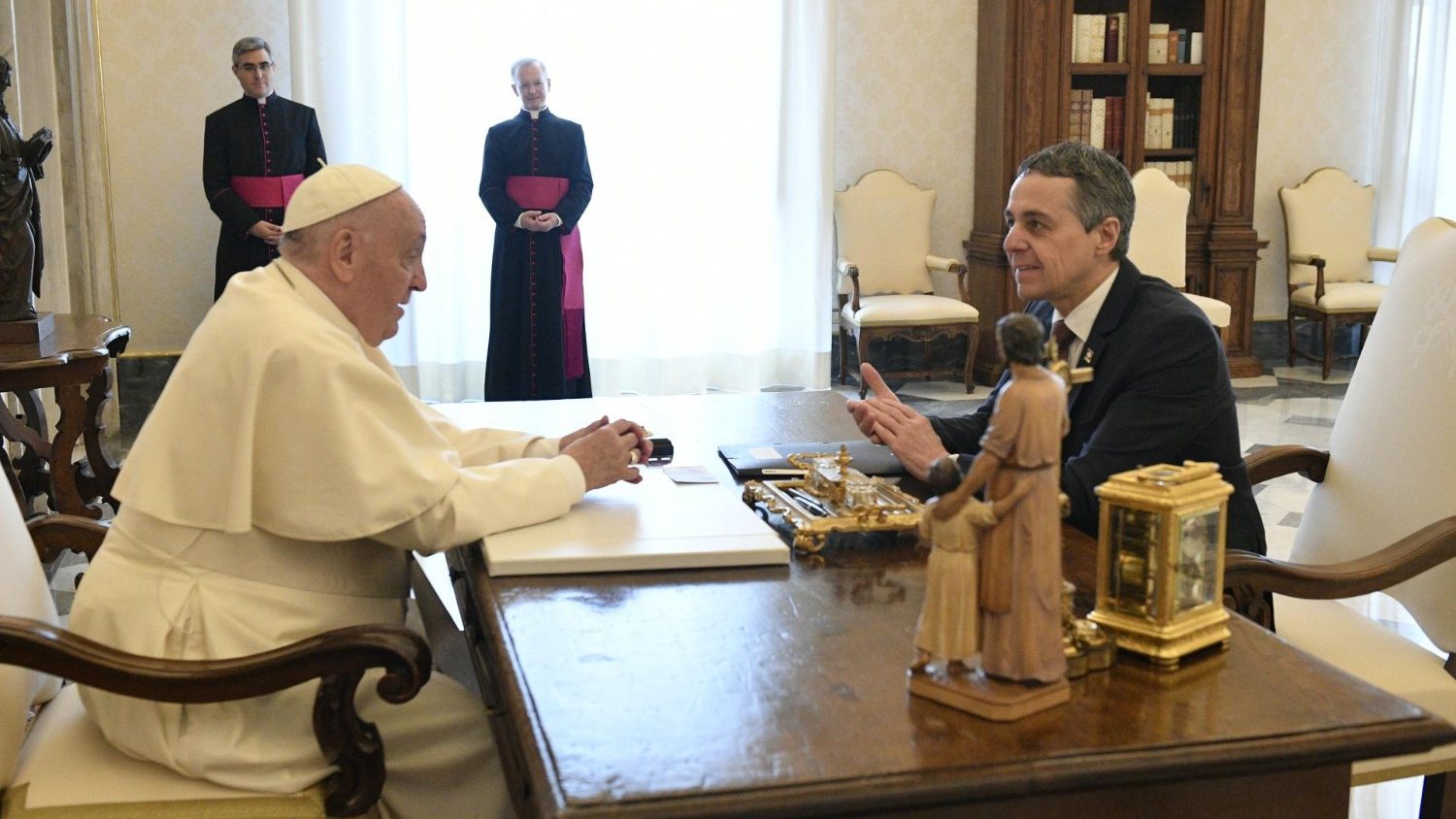 Il Papa con il Presidente della Confederazione Ignazio Cassis