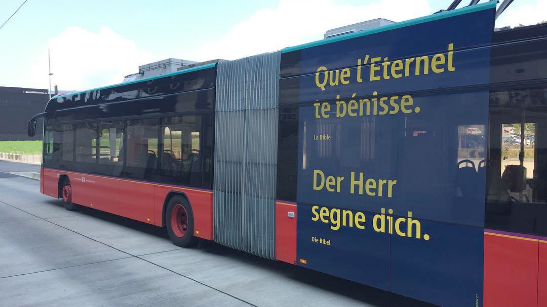 Gli autobus di Bienne riportano versetti della Bibbia