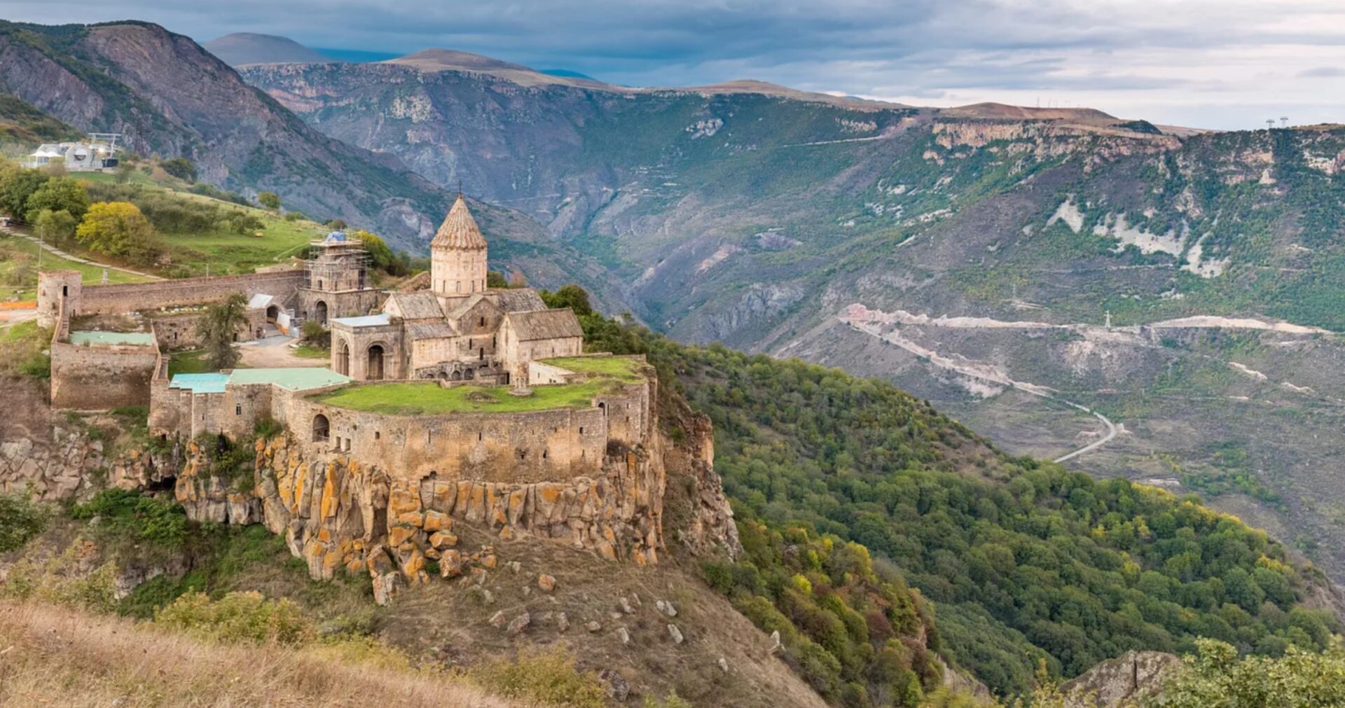 Monastero di Tatev in Nagorno-Karabakh