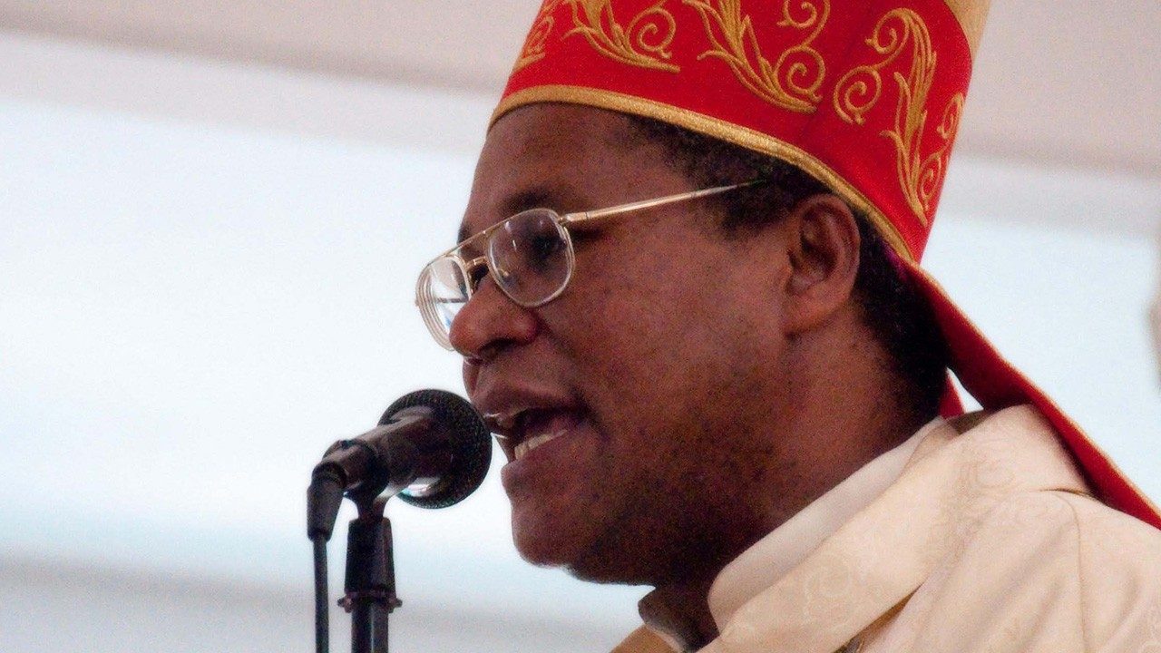 Mons. Dumas, vescovo di  Anse-à-Veau Mirogoane (Haiti)