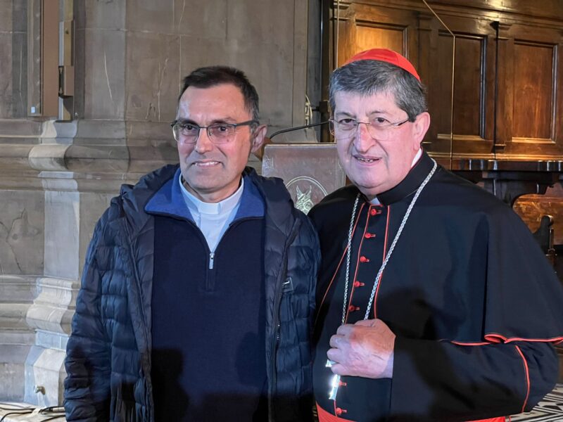Don Gherardo Gambelli, con il cardinale Giuseppe Betori